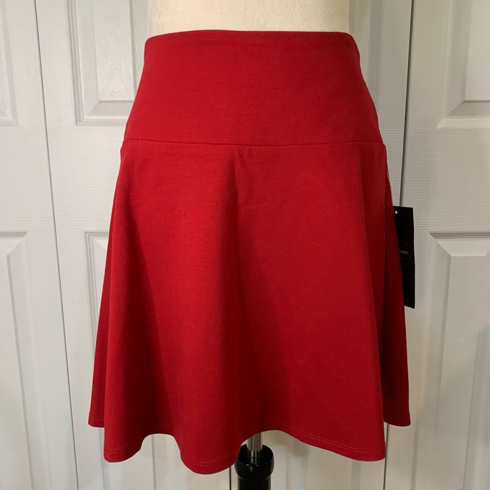 NWT Rekucci SzSm red A Line wide waist band rayon blend skirt